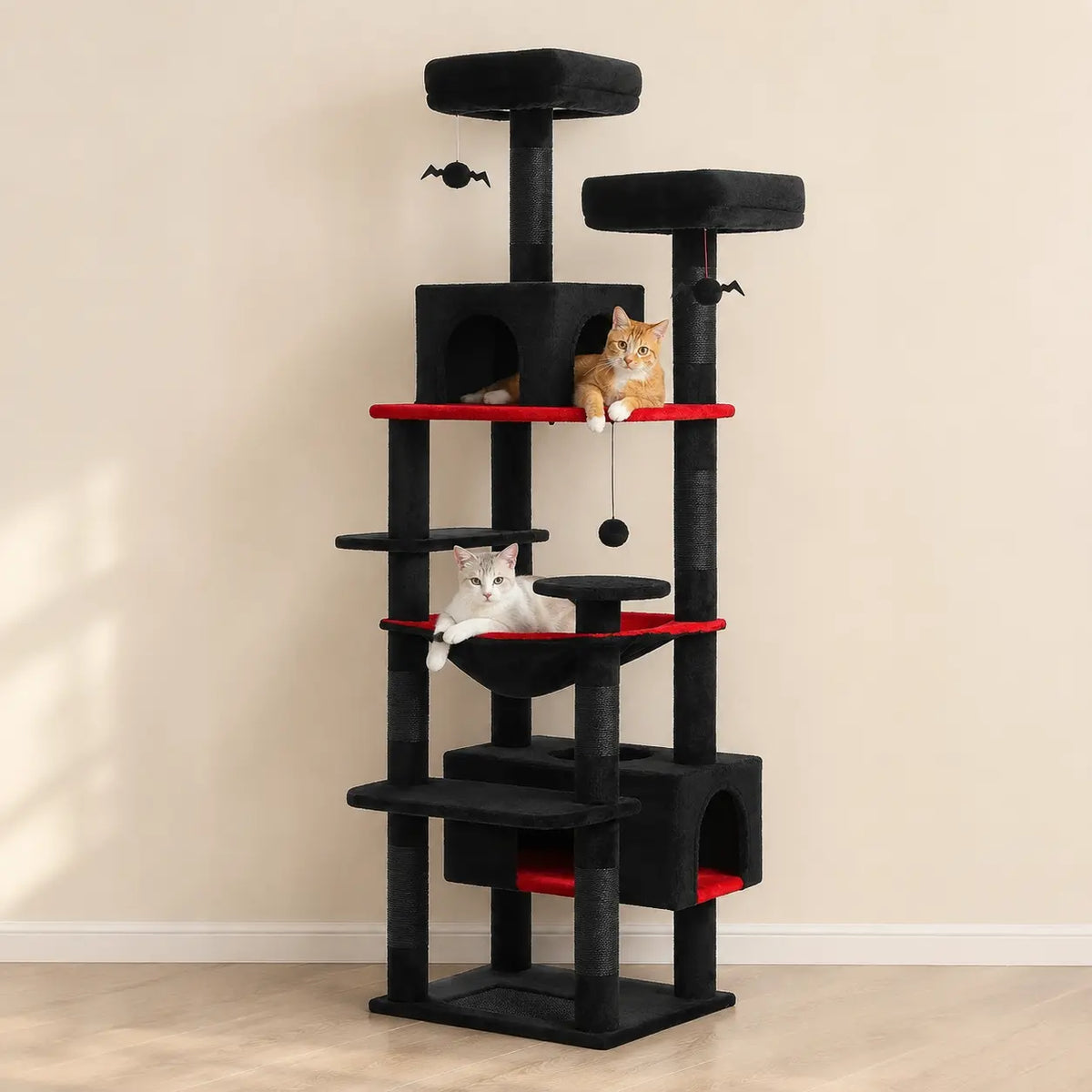 Chats utilisant l’arbre à chat XXL noir et rouge DoglyHome