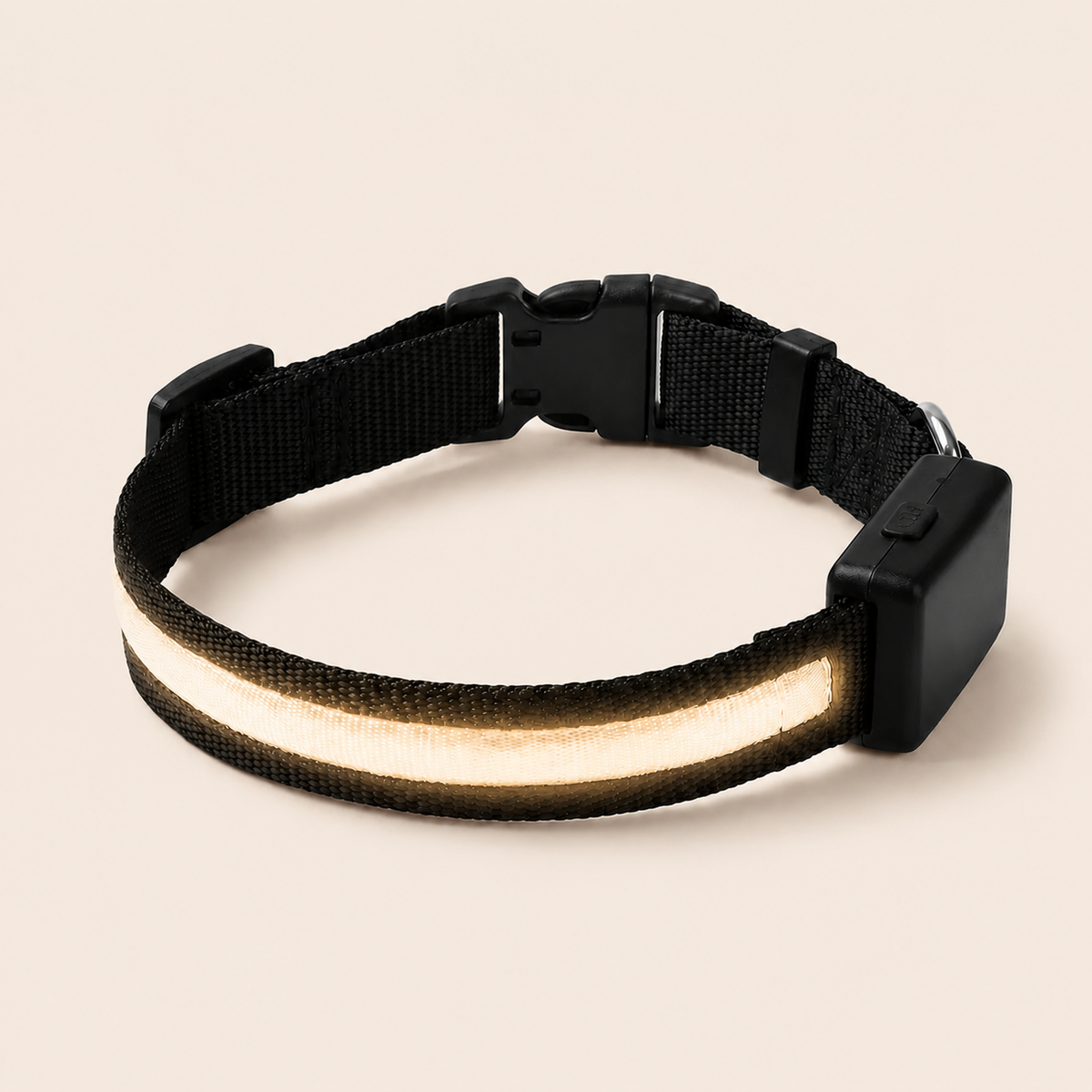 Collier Lumineux LED DoglyHome sur fond beige premium